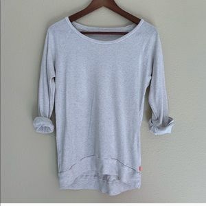 Aritzia 3/4 sleeve top